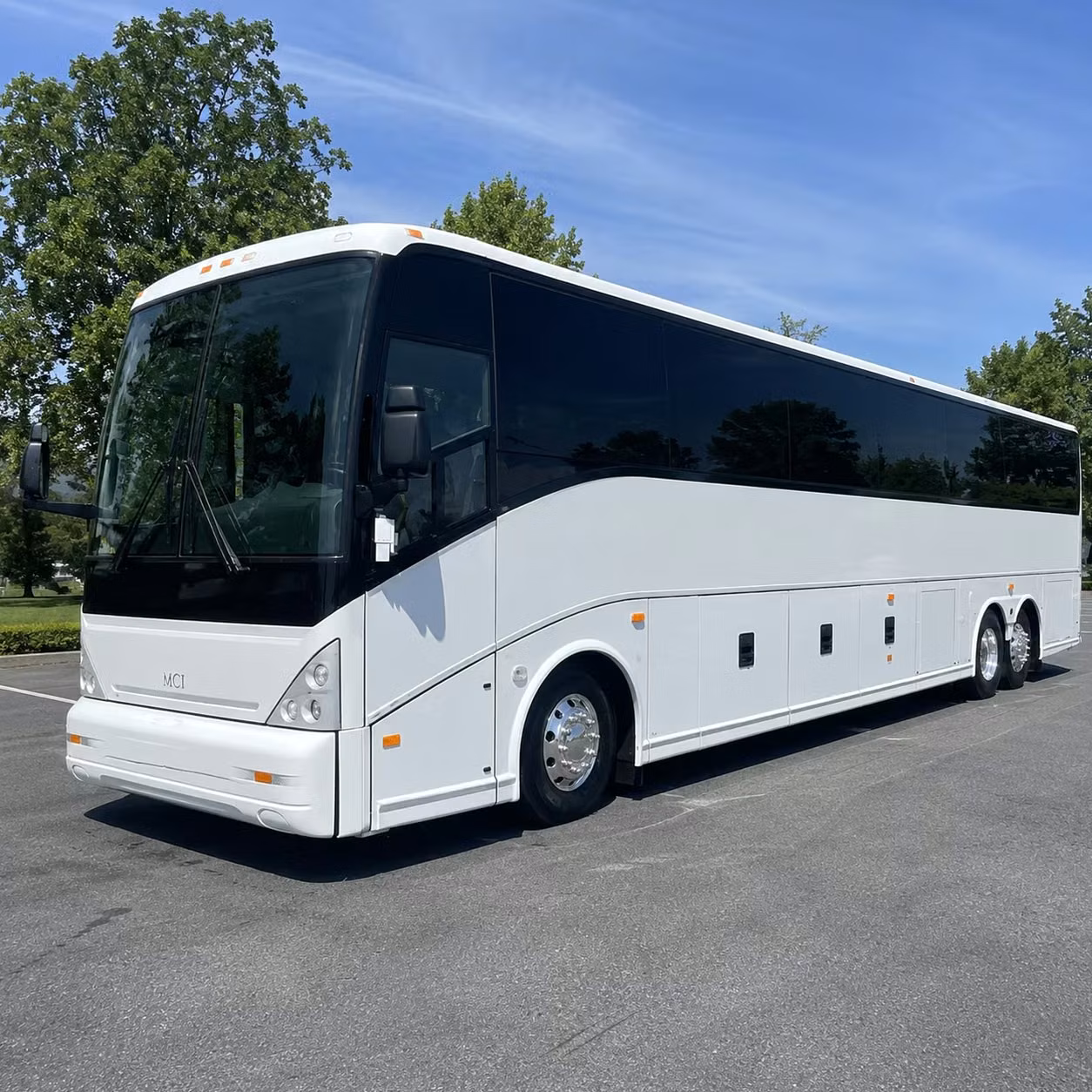 bus rental options for tracy trips